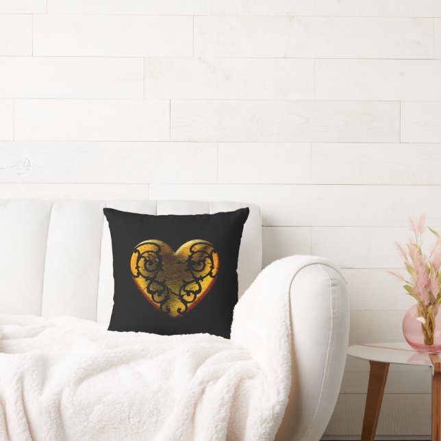 Filigree Goth Gold Heart Kissen (Liege)