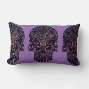 Filigree Skull in Schatten von Lila Lendenkissen