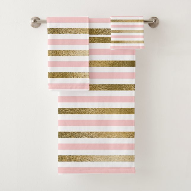 Fille Blush Motif rose, blanc et or (En situation)
