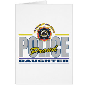 Fille fière de police