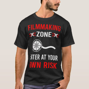 Filmmaker Filmproduktion in Risikozone T-Shirt