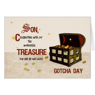 Fils Gotcha Day avec trésor de pirates