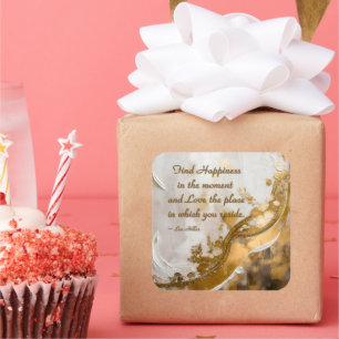 Finde Glück im Moment... Lee Hiller Quote Quadratischer Aufkleber