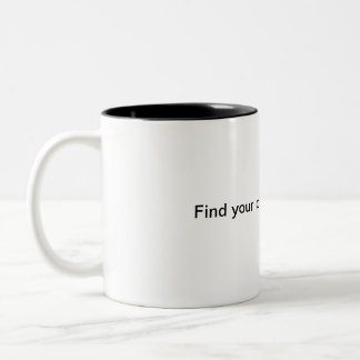 „Finden Sie Ihre Ruhe im Chaos“ Inspirations-Tasse Zweifarbige Tasse