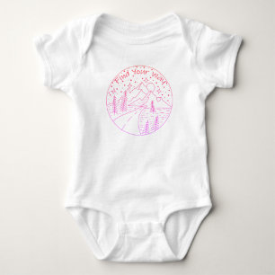 Finden Sie Ihre Wege Berge und stürmische Nacht Baby Strampler