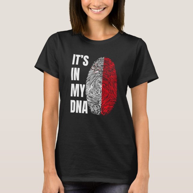 Fingerprint DNA Biometry Flag Malta   T-Shirt (Vorderseite)