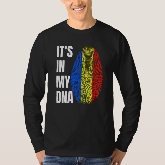 Fingerprint DNA Biometry Romanian Flag Romania   T-Shirt (Vorderseite)