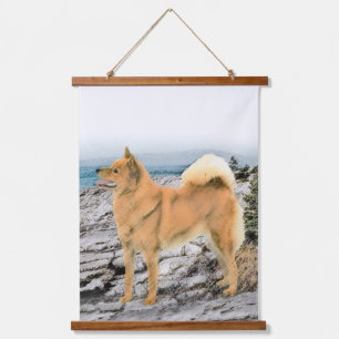 Finnischer Spitz beim Seashore-Gemälde - Hundekuns Wandteppich Mit Holzrahmen