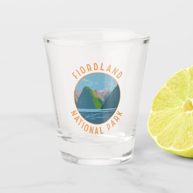 Fiordland Nationalpark Neuseeland Retro Circle Schnapsglas (Vorderseite)