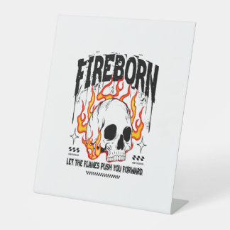 Fireborn Skull Urban Streetwear Sockelschild