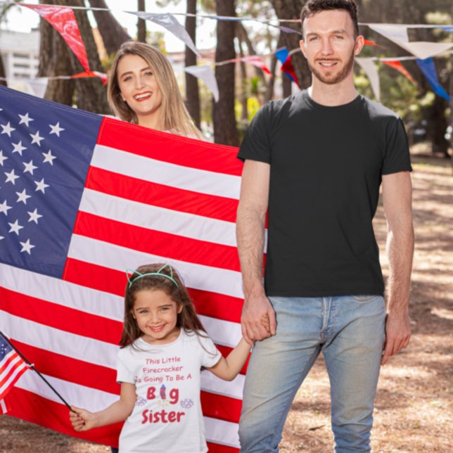 Firecracker große Schwester T-Shirt (Von Creator hochgeladen)