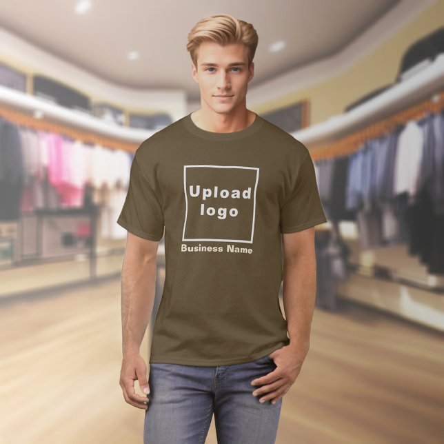 Firmenname und Logo auf braunem T - Shirt (Brown t-shirt with your business name and logo on model)