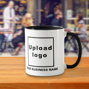 Firmenname und Logo auf der schwarzen Combo-Tasse Tasse