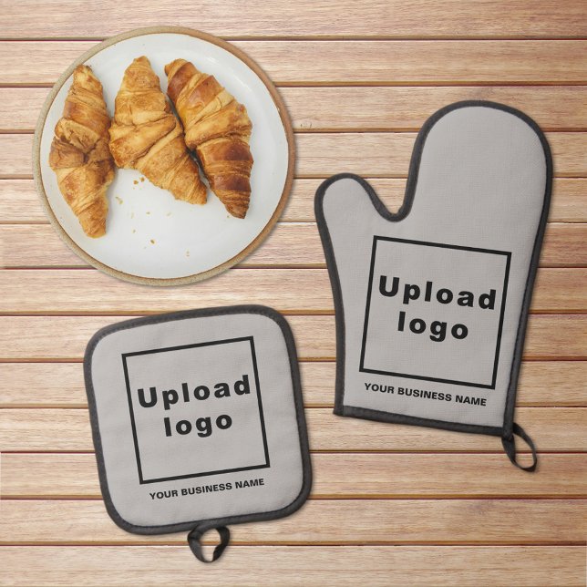 Firmenname und Logo auf Grau Ofenhandschuh & Topflappen-Set (Business name and logo on gray oven mitt and pot holder set)
