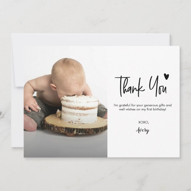 First Birthday Baby Photo Modern heart Script Dankeskarte (Vorderseite)