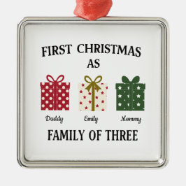 First Christmas as Family of Three Gift Ornament Aus Metall