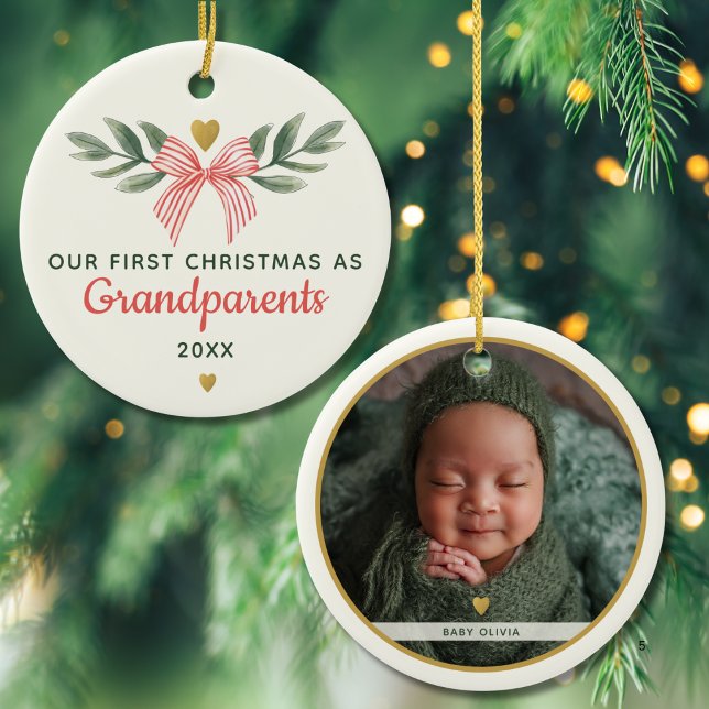 First Christmas As Grandparents Baby Photo Name Keramik Ornament (Von Creator hochgeladen)
