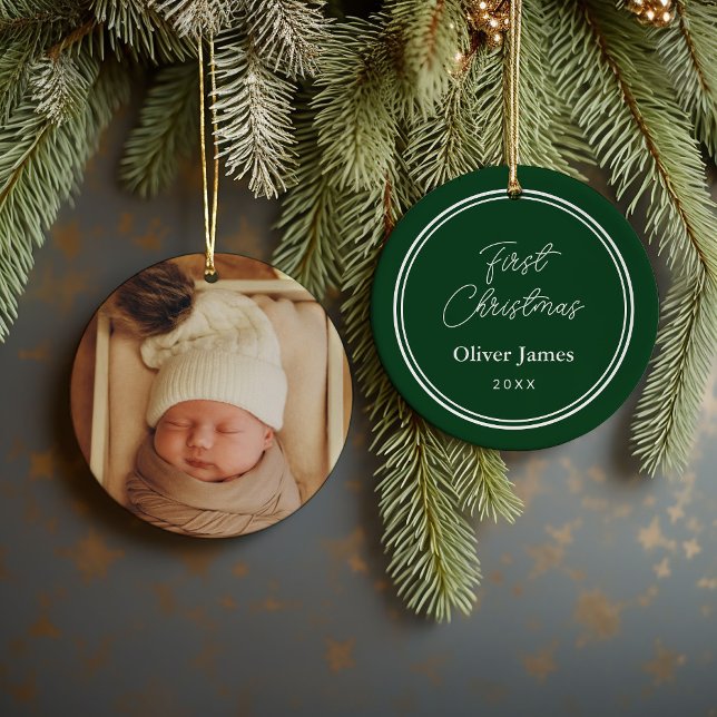 First Christmas Monogram Foto Holiday Ornament (Von Creator hochgeladen)