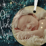 First Christmas Simple Script Custom Baby Foto Ornament Aus Glas<br><div class="desc">Dieses einfache und klassische Design besteht aus Serifentypografie und fügen ein individuelles Foto und Jahr.</div>