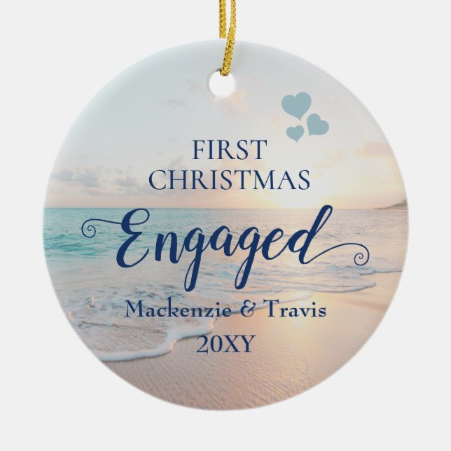 First Christmas Verlobt Beach Sunset Keramik Ornam Ornament (Vorne)