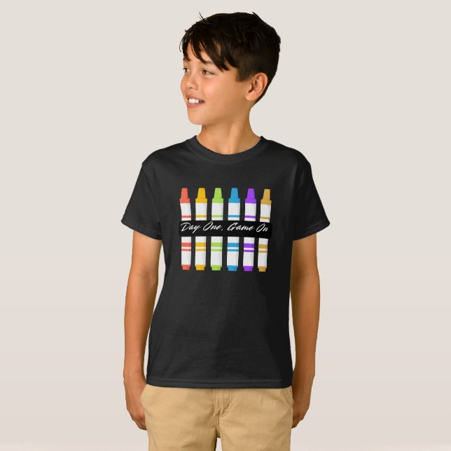 FIRST DAY OF SCHOOL, DAY ONE GAME ON T-Shirt (Vorne ganz)