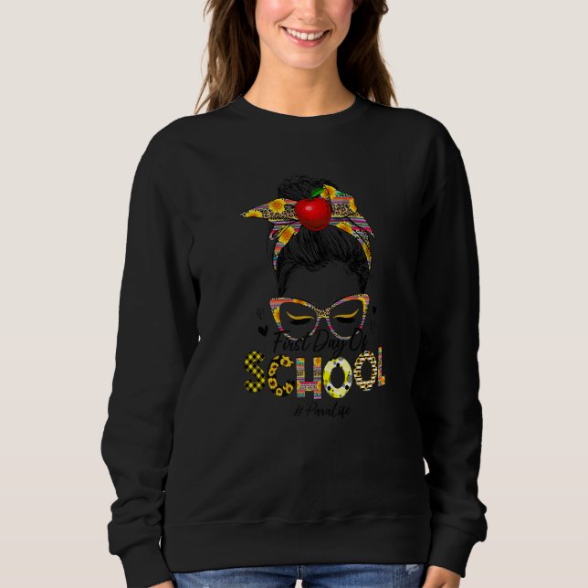 First Day Of School Paraprofessional Life Leopard  Sweatshirt (Vorderseite)