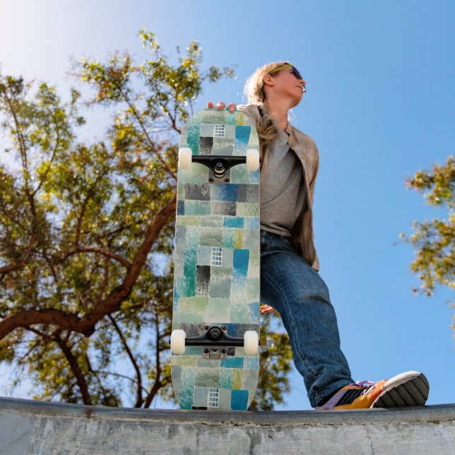First House in Wild - Klee Skateboard Kunst (Außenbereich 1)