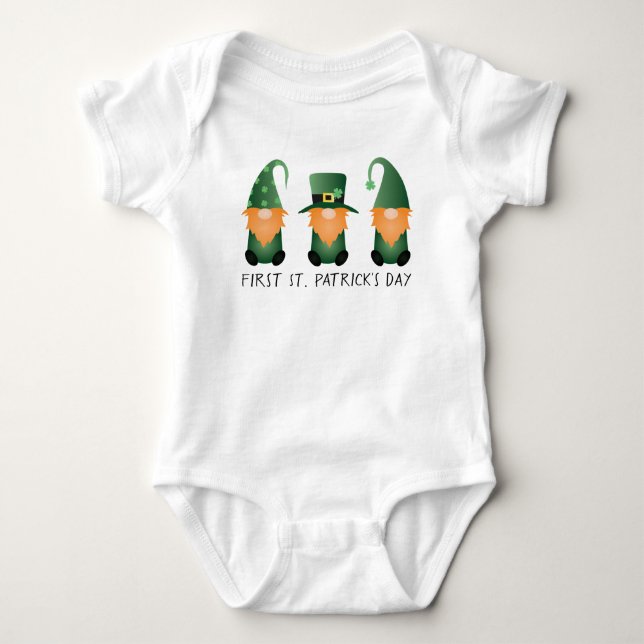 First St Patricks Day Gnomes Green Orange Baby Strampler (Vorderseite)