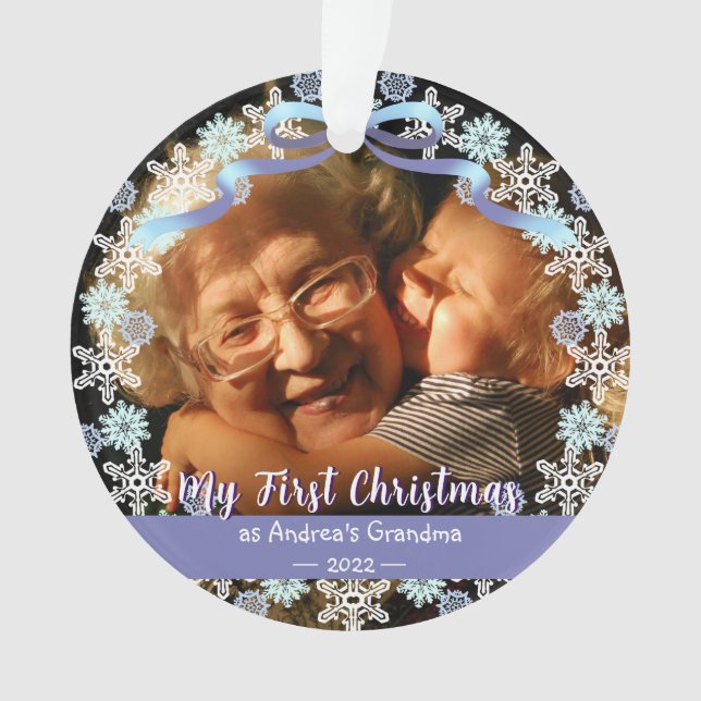 First Xmas Oma Snowflakes Ribbon Light Blue Ornament (Vorderseite)