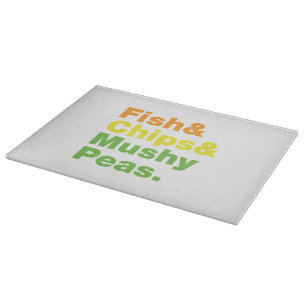 Fisch & Chips & Mushy Peas. Schneidebrett