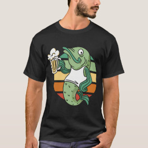 Fisch hält ein Bier T-Shirt