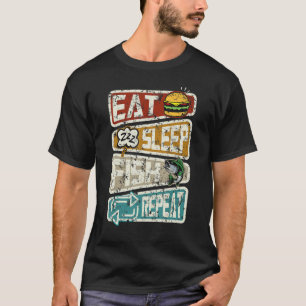 Fischer, die den schlafenden Fisch fischen wiederh T-Shirt