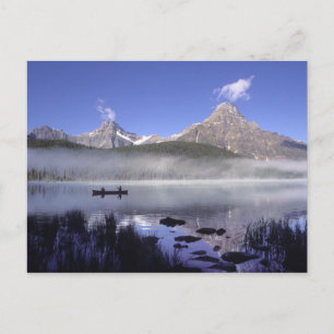 Fischer im Kanu auf dem Waterfowl Lake, Banff Postkarte