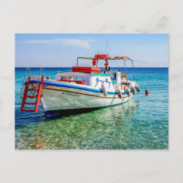 Fischerboot am super paradiesischen Strand. Postkarte