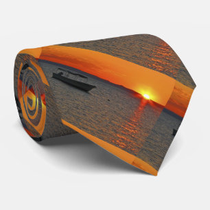 Fischerboot bei Sunset, Orange Sky Krawatte