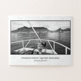 Fischerboot vor dem Tafelberg