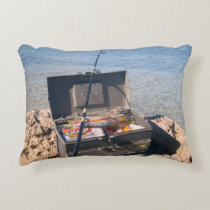 Fischfangbox und -fischerei am Meer, Dekokissen
