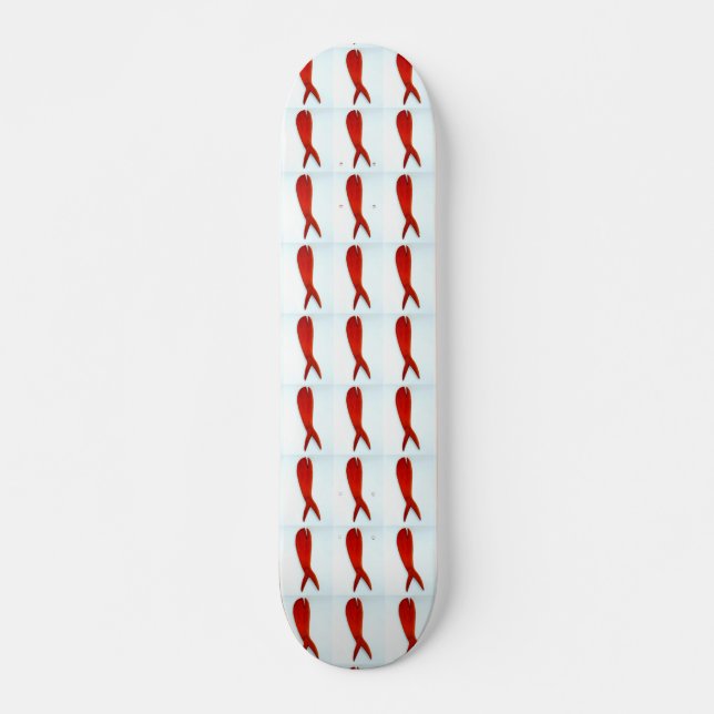 Fischmuster auf dem weißen Skateboard (Vorne)