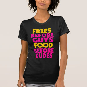 Fischrogen vor Typ-Nahrung vor T-Shirt
