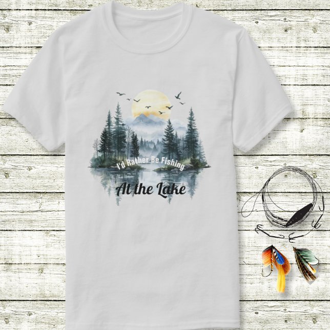 Fishing At The Lake T-Shirt (Von Creator hochgeladen)