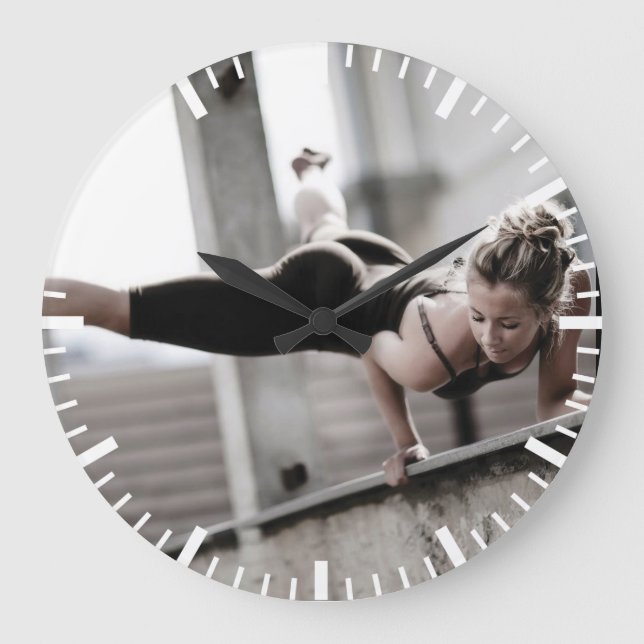 Fitness Girl Große Wanduhr (Vorderseite)