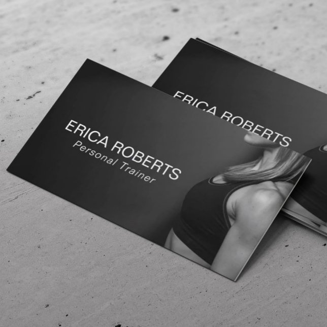 Fitness Girl Personal Trainer Black & White Visitenkarte (Von Creator hochgeladen)