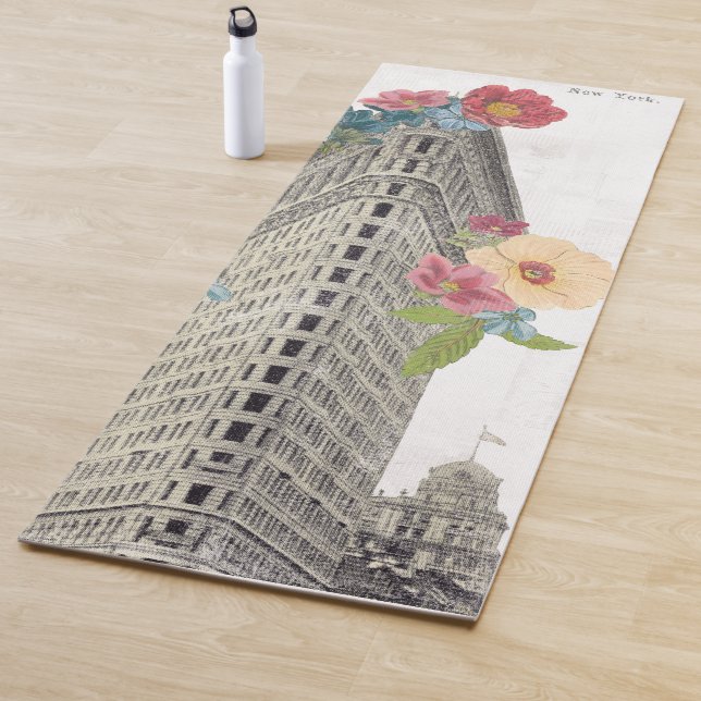Flaches mit Blumeneisen | New York, NY Yogamatte (Beispiel)