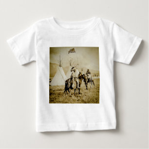 FlachkopfUreinwohner-Vintage gebürtiger Baby T-shirt