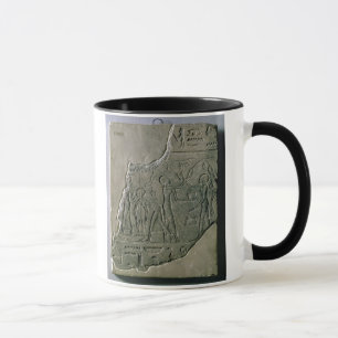 Flachrelief der Priesterin-Ansammlungstrauben, Tasse