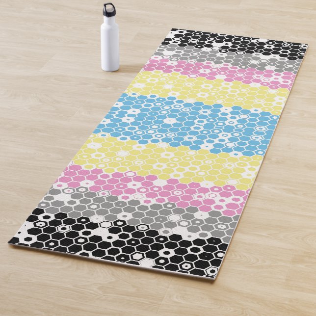 Flag "Funky Geometric Mod Abstrakt Polygender Pril Yogamatte (Beispiel)