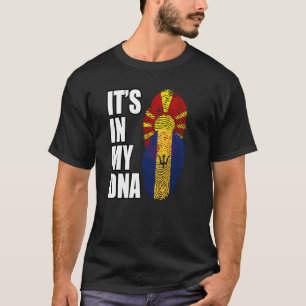 Flag für das DNA-Erbe von Barbadien und Mazedonien T-Shirt