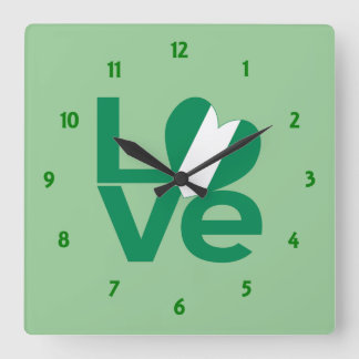 Flag für die grüne LIEBE Nigerias Quadratische Wanduhr
