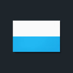 Flagge Bayerns (deutscher Staat) Leinwanddruck<br><div class="desc">In diesem Design ist die bayerische Flagge zu erkennen, die ein binneschlossener Staat Deutschlands ist und die südöstliche Ecke des Landes beherrscht. Bayern ist der größte deutsche Staat nach Landfläche. Bayerns Hauptstädte sind München (Hauptstadt und größte Stadt), Nürnberg, Augsburg, Regensburg, Würzburg, Ingolstadt, Fürth und Erlangen. Die Bayern sind traditionell stolz...</div>