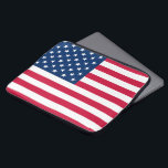 Flagge der USA - USA - Patriotik Laptopschutzhülle<br><div class="desc">USA - USA - Flag - Patriotic - Unabhängigkeitstag - 4. Juli - Anpassbar - Wählen / Fügen Sie Ihren einzigartigen Text / Farbe / Bild - Make Your Special Gift - Neu formatieren und verschieben oder entfernen und hinzufügen / Bild mit Anpassungstool. Sie können Designs auch auf mehr als...</div>